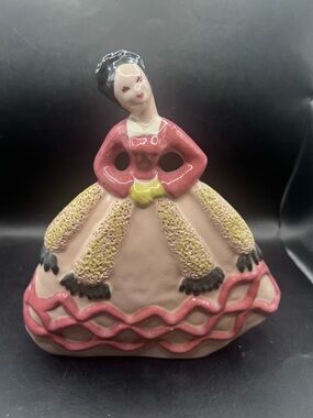 VTG Kaye of Hollywood Ceramic Lady Figurine wall hanging pot